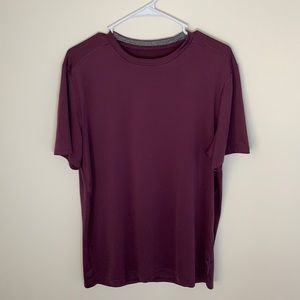 CHAMPION Men’s Maroon Athletic Shirt (Medium)